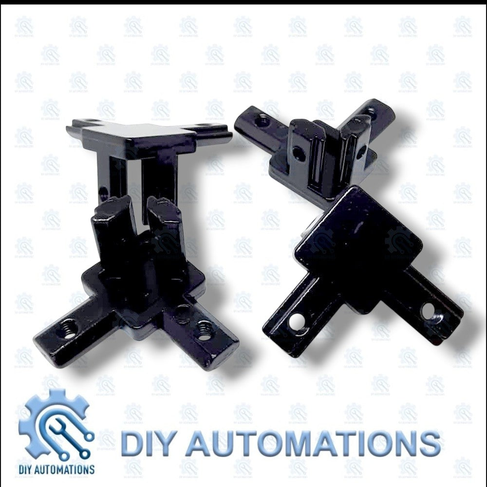 DIY AUTOMATIONS black plastic 3-way corner connector bracket for modular systems, 30x30 size.
